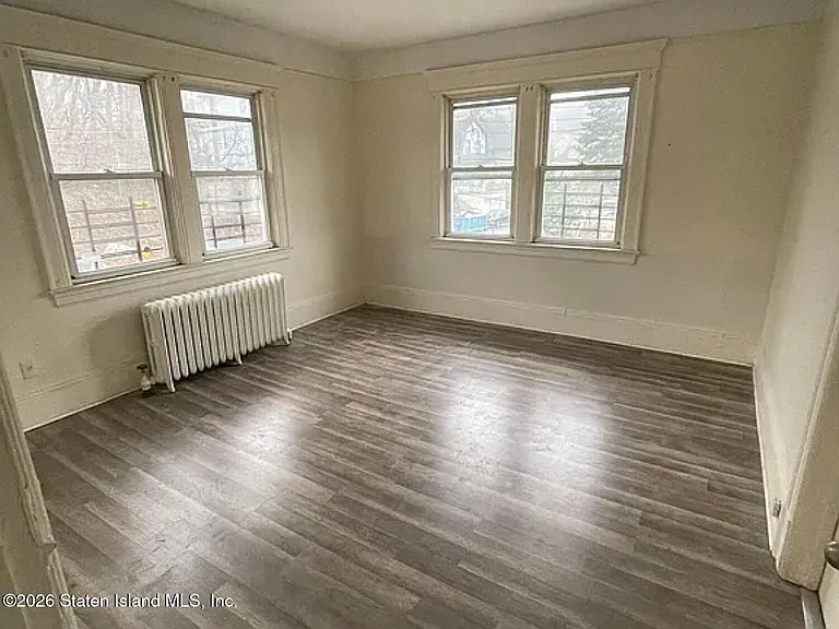 122 Westervelt Ave #1 — Photo 8