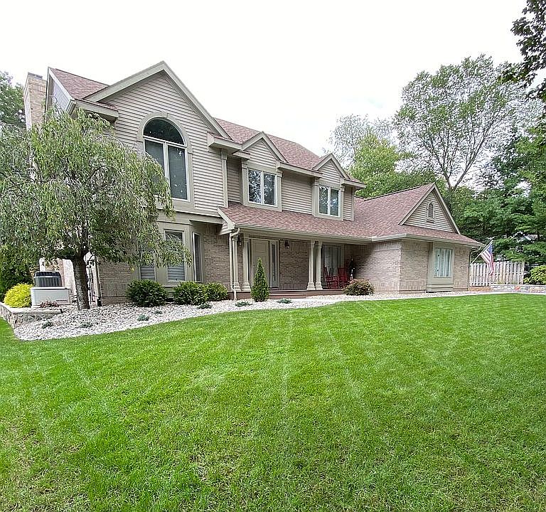 1st image of 2106 Dilloway Dr