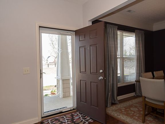 5th image of 4681 Sahalee Dr