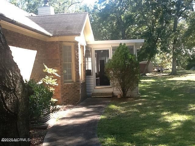 2nd image of 204 Manatee St