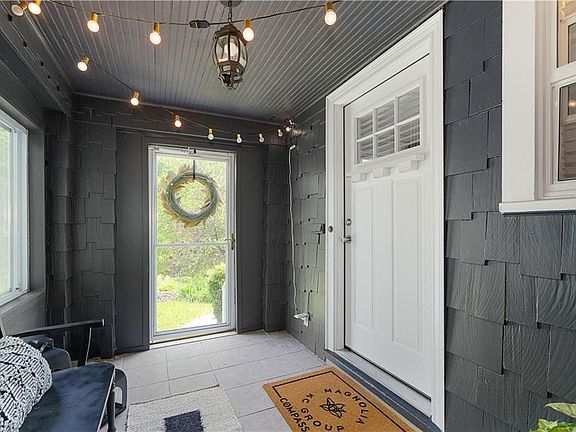 4th image of 4804 Holly St