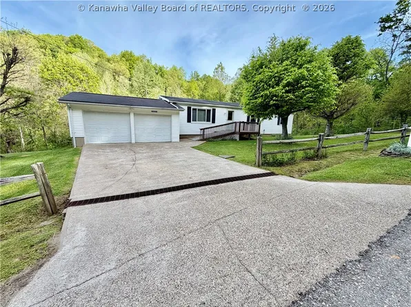5056 Turkey Fork Rd, Sandyville, WV 25275