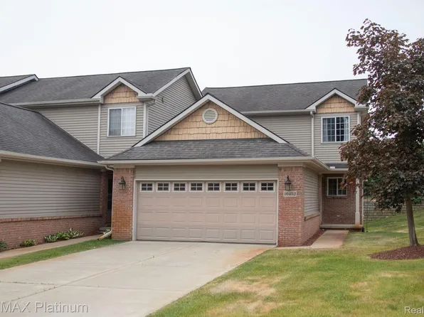 10452 Fawn Ridge Trl #7, Hartland, MI 48353
