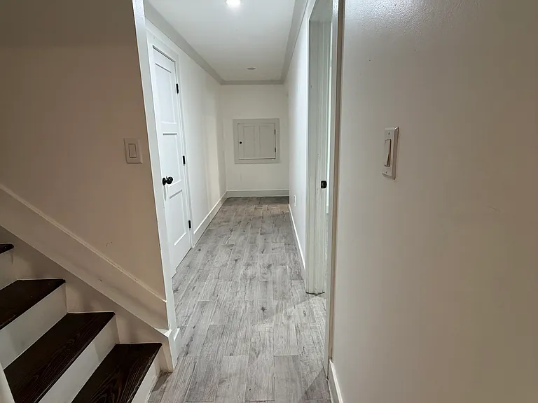 3 Rossmore Ave #3 — Photo 6
