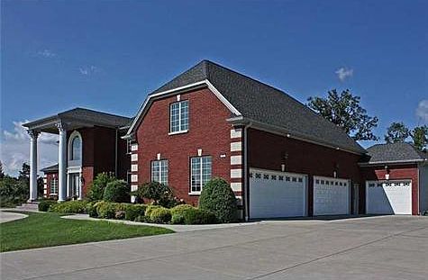2nd image of 28 Beresford Ct