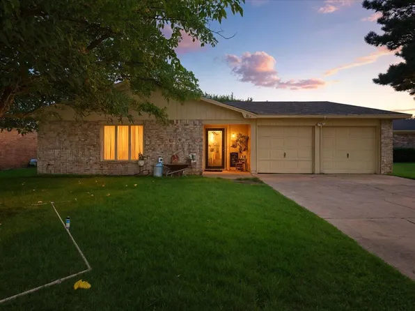 4637 Jarvis St, Lubbock, TX 79416