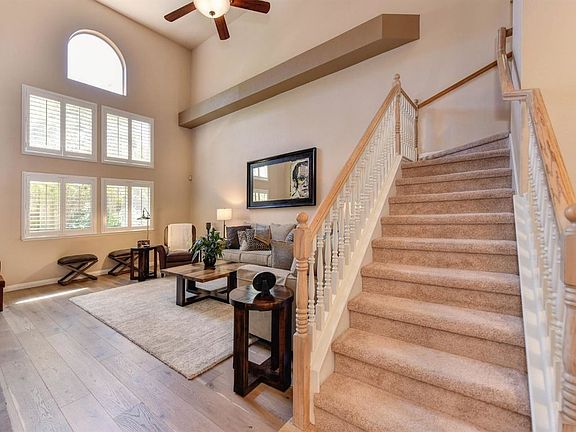 4th image of 902 Parnell Ct