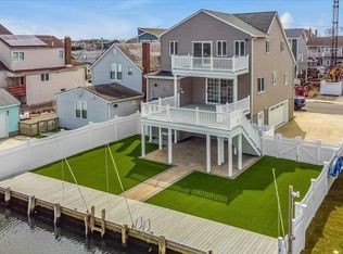 2825 Alder Rd, Bellmore, NY 11710