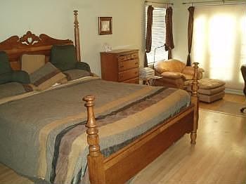 4th image of 2317 W Naranja Ave