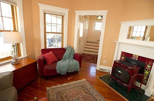 Living room with gas fireplace