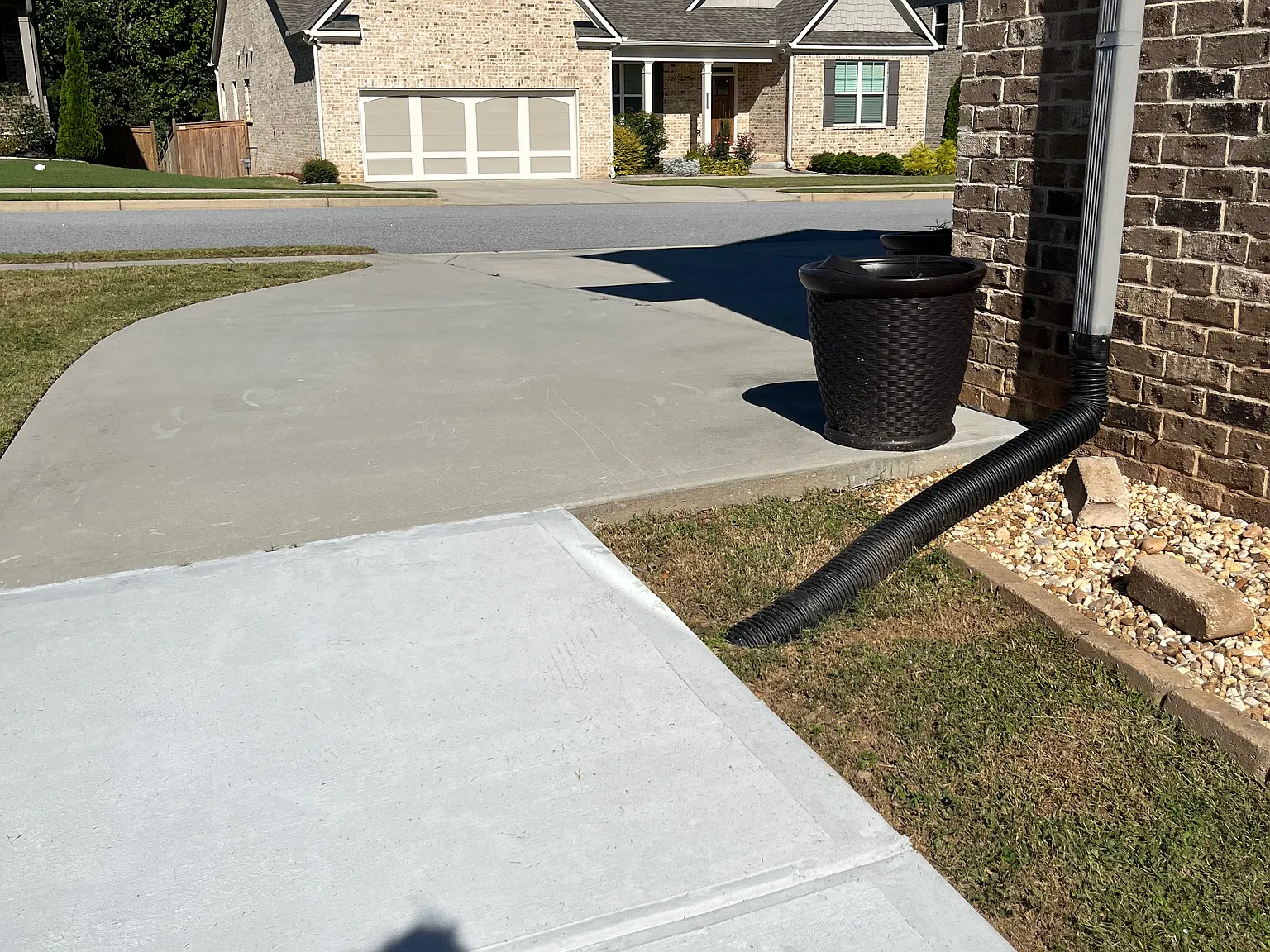 1 bed, 750 sqft, $1,300 — Photo 3