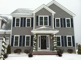 10 Fountain Grass Waye, Plymouth, MA 02360
