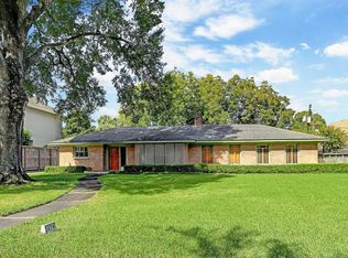 5276 Cedar Creek Dr, Houston, TX 77056