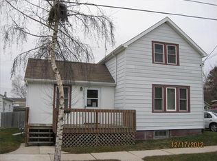 1016 20th St, Two Rivers, WI 54241
