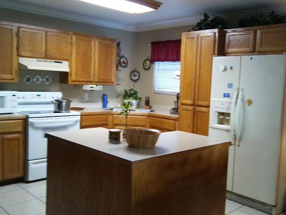 4th image of 3098 Aberdeen Dr