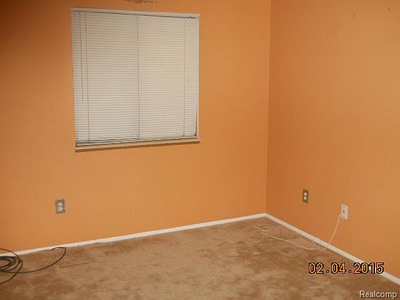 4th image of 7815 Manor Cir #55
