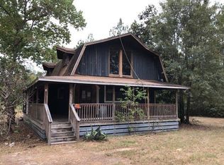 658 J W Hollington Rd, Freeport, FL 32439