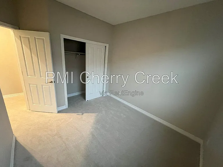 9256 Kornbrust Dr — Photo 35