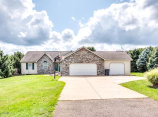 22811 Blackbird Ave, Mattawan, MI 49071