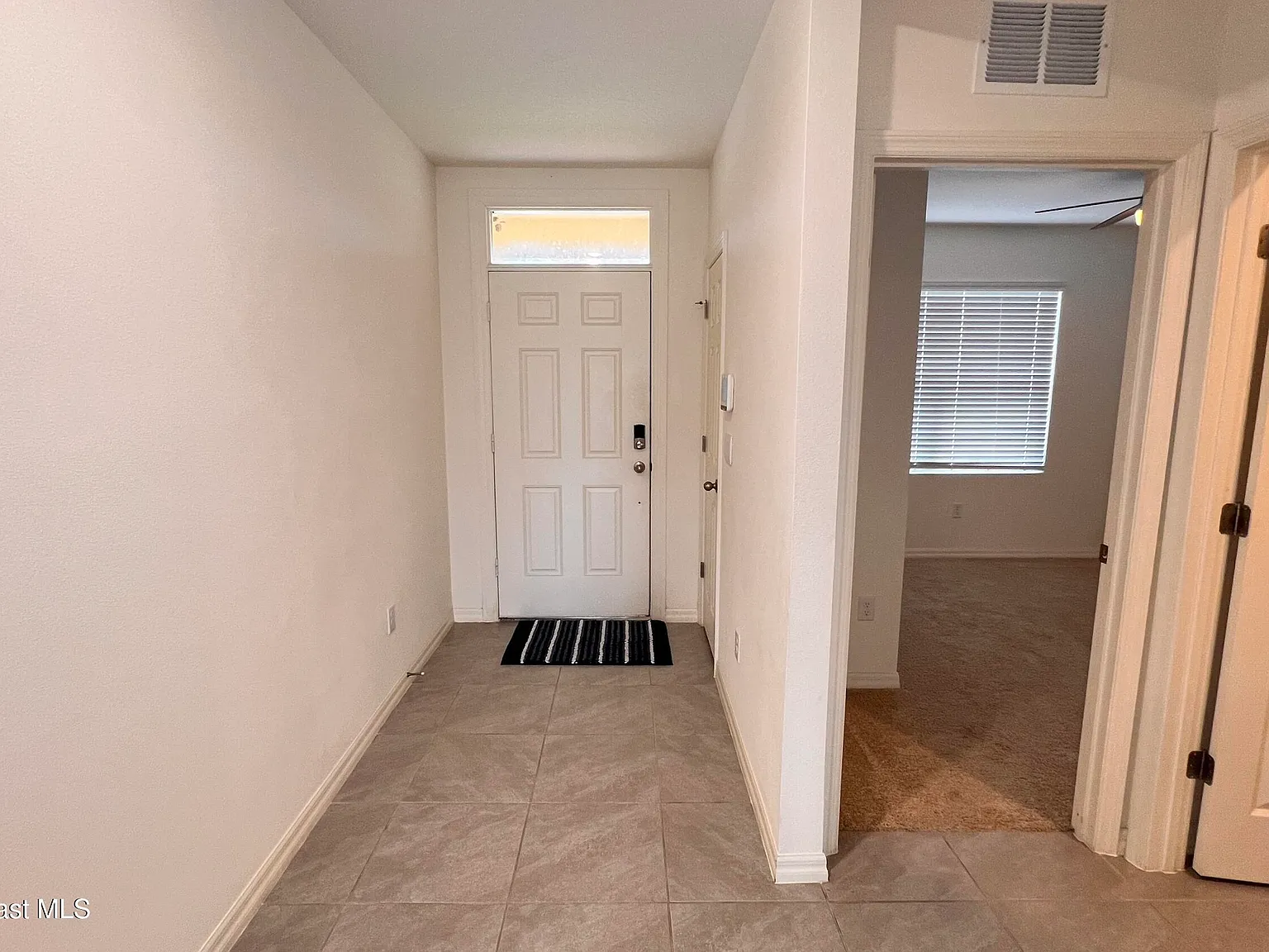 4 bed, 2.0 bath, 1846 sqft, $2,495 — Photo 2