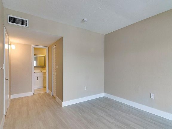 5th image of 8315 SW 72nd Ave APT 301B
