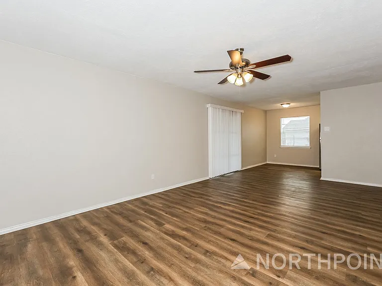 7225 Harold Walker Dr — Photo 2