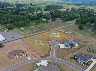 102 Rutherford Ct, Paducah, KY 42001