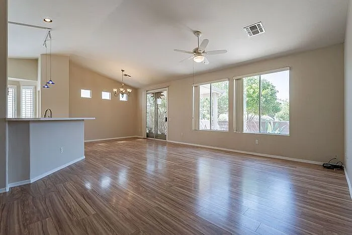 7602 W Starry Night Ln — Photo 8