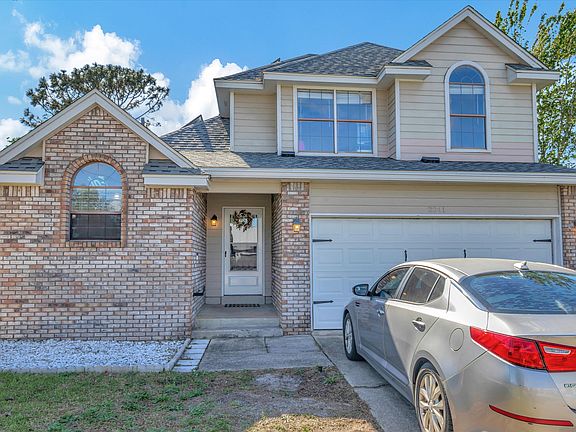 3rd image of 2241 Fulva Dr