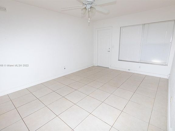 5th image of 3260 NE 19th Ave APT 7