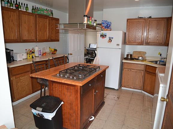 2nd image of 3725 N St Louis Ave APT 2