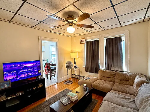 10 Craigie St #2 Photo 1