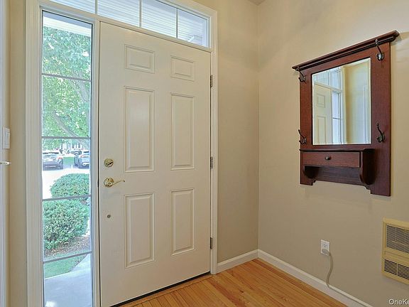 5th image of 806 Half Moon Bay Drive