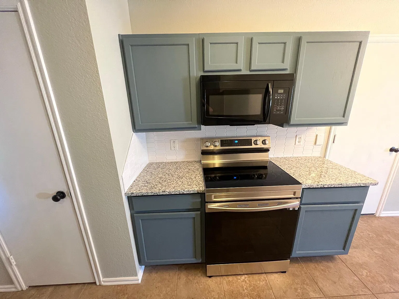 2 bed, 952 sqft, $1,350 — Photo 4
