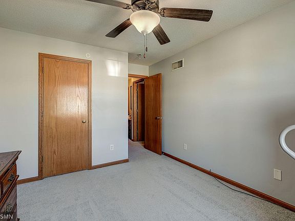 4th image of 2064 Gresham Ave N