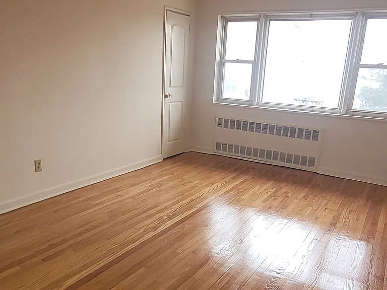 Bergenwood Apartments — Photo 8