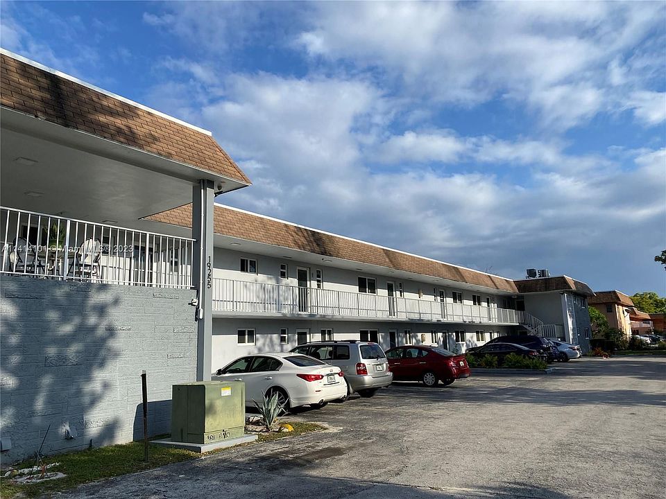 1st image of 19255 NE 2nd Ave APT 2222
