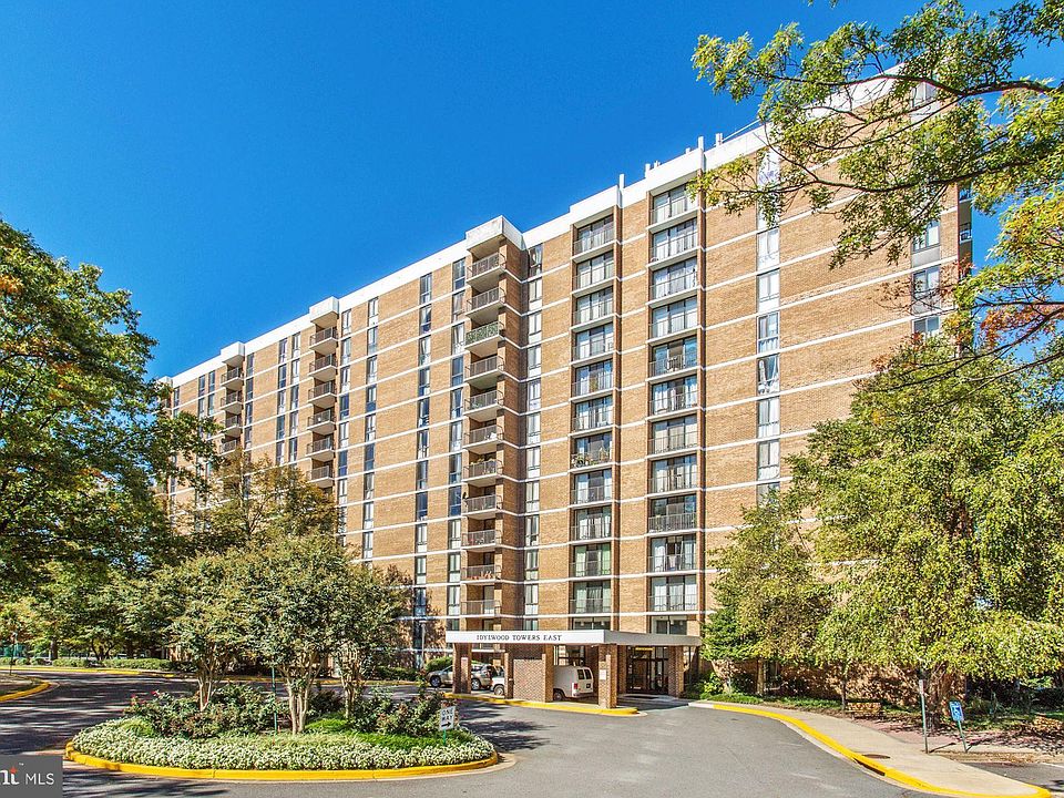 1st image of 2311 Pimmit Dr APT 913