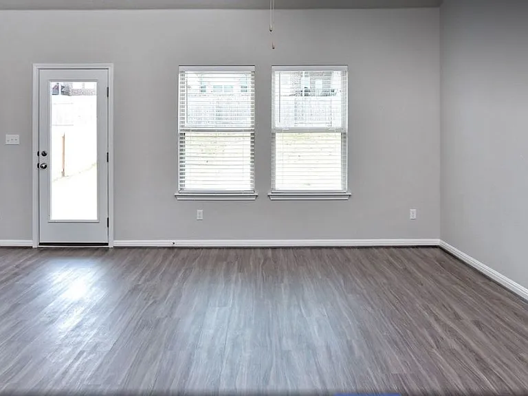 533 Gabrielle Anne Dr — Photo 7