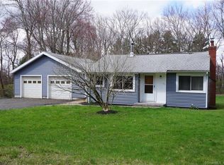 47 Victoria Rd, Coventry, CT 06238