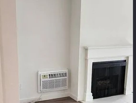 5th image of 4276 S Centinela Ave #114