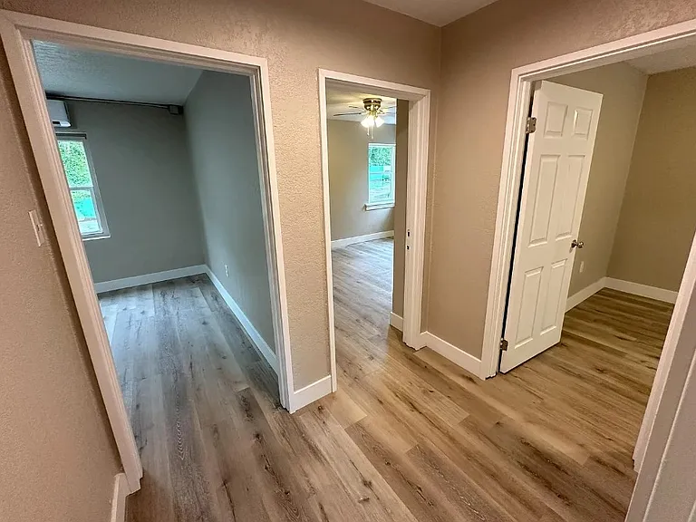 401 Mountain Valley St #C8 — Photo 2