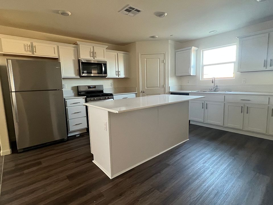 2nd image of 7404 Sepulveda Ct