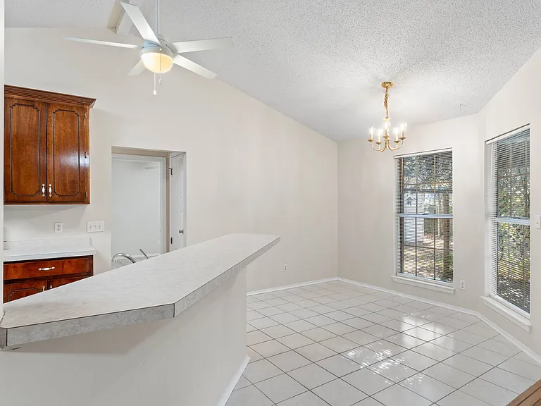 4591 Scarlet Dr — Photo 7