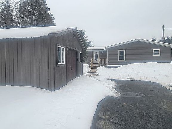 2nd image of 35 Community Rd