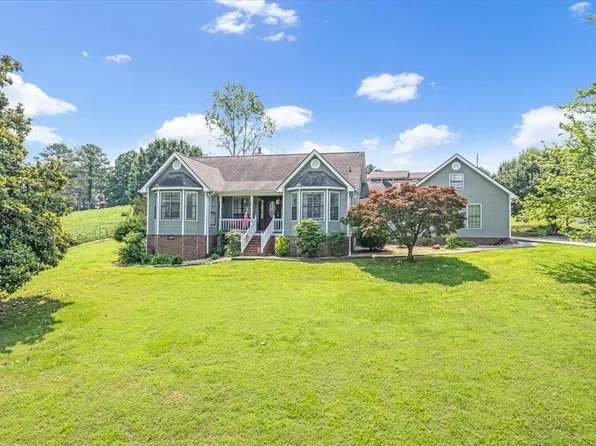 123 Woodlawn Dr, Bridgeport, AL 35740