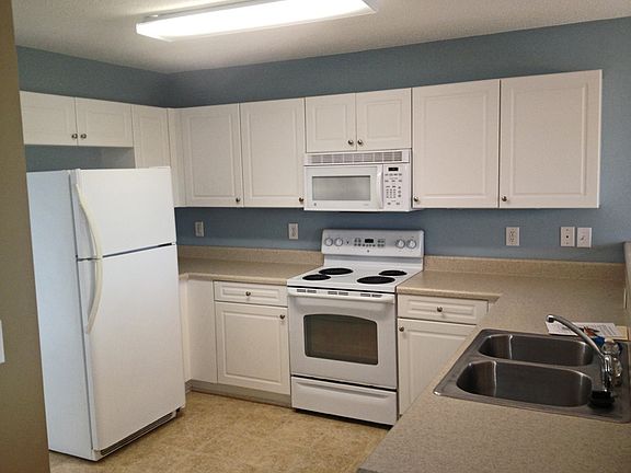 2nd image of 1002 Ashland Way