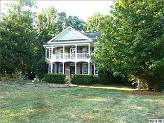 1st image of 104 Hayden Ct