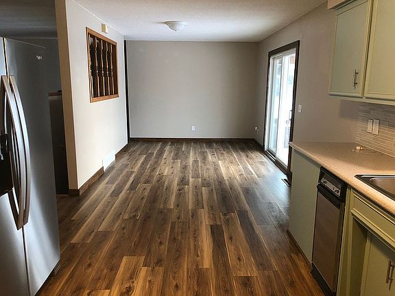 5th image of 107 S Kentucky Ave