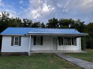 3325 Cedar Ave, Strawberry Plains, TN 37871